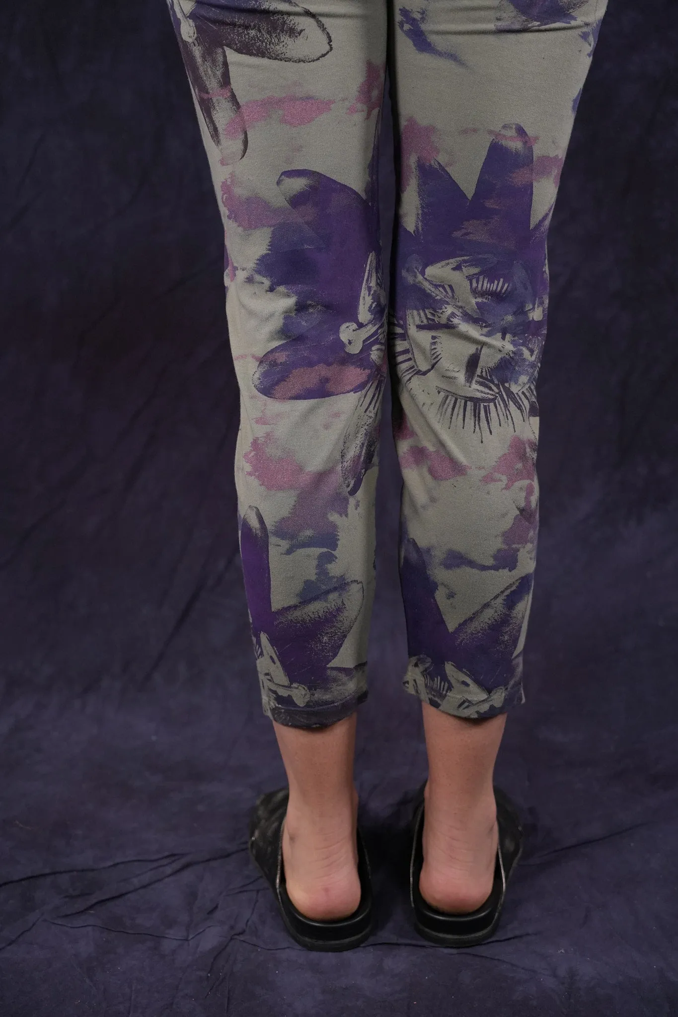 3167 Crop Legging Caper-P