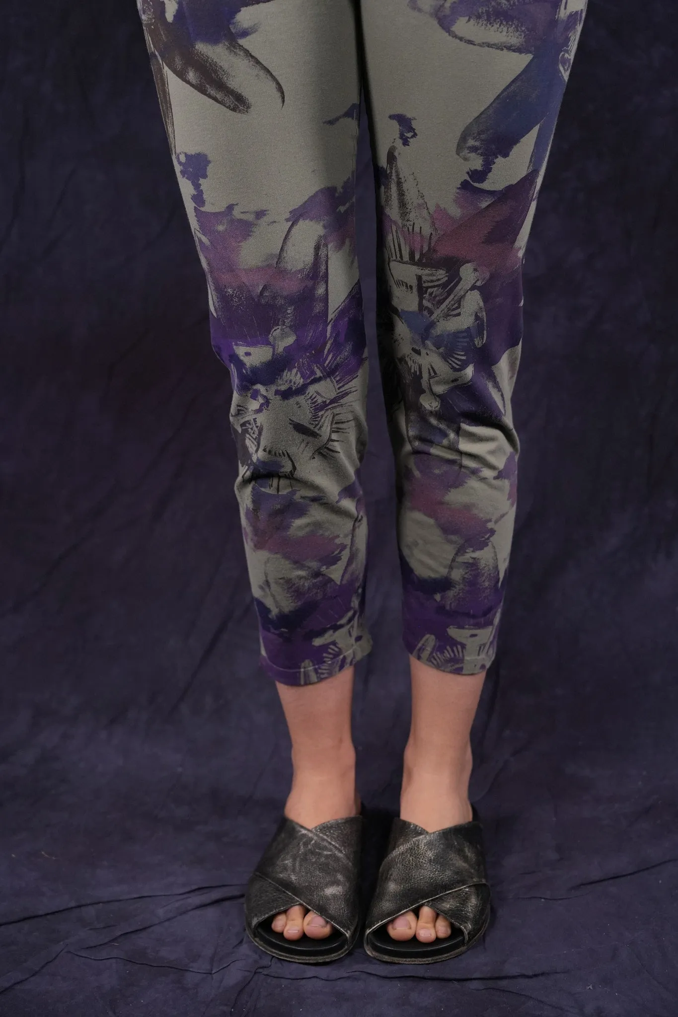 3167 Crop Legging Caper-P