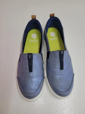8.5M BLUE A468883 Ryka Pearlized Slip-Ons with Zipper - Vivvi Pearl