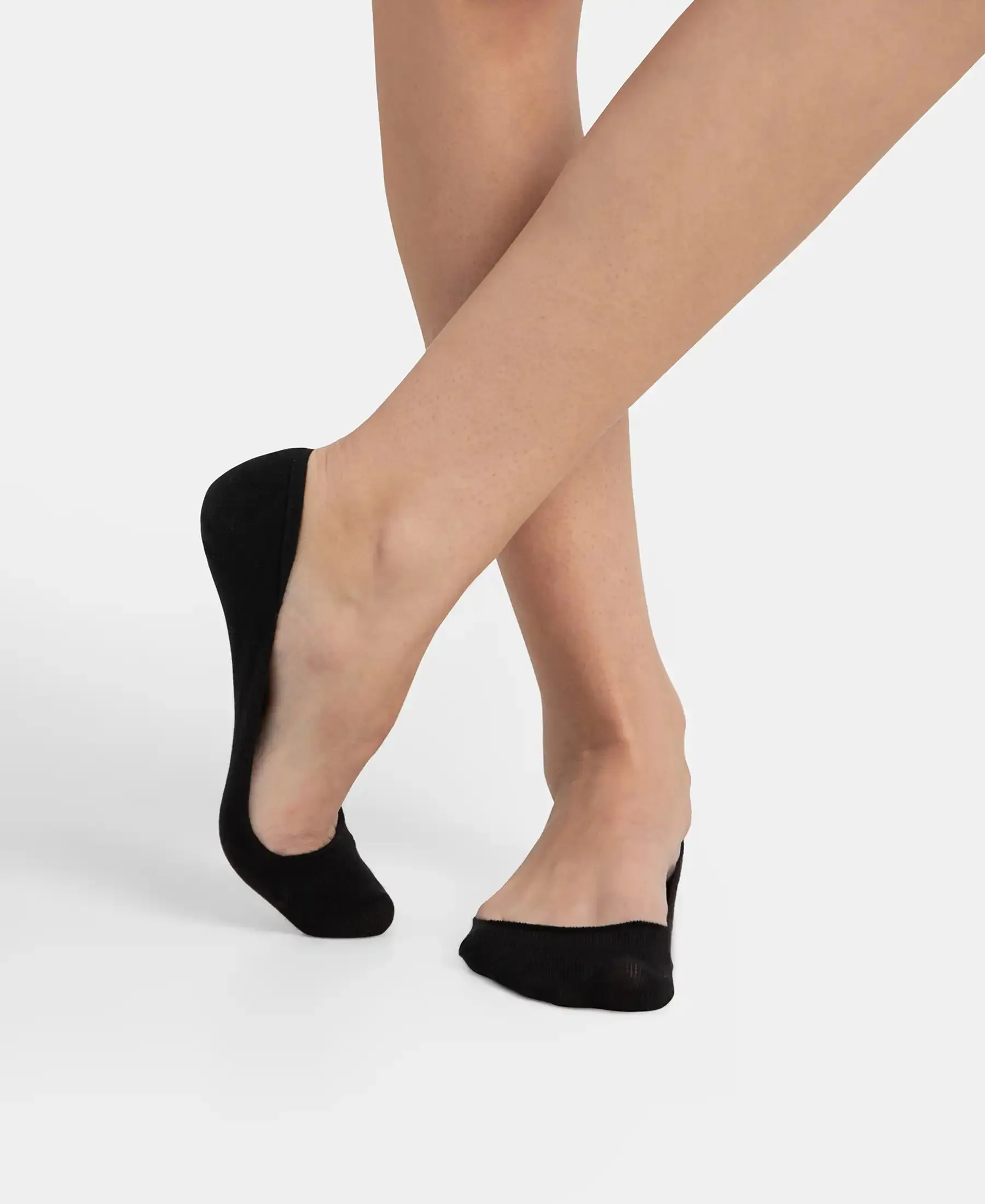 Compact Cotton Stretch No Show Socks With Stay Fresh Treatment - Black