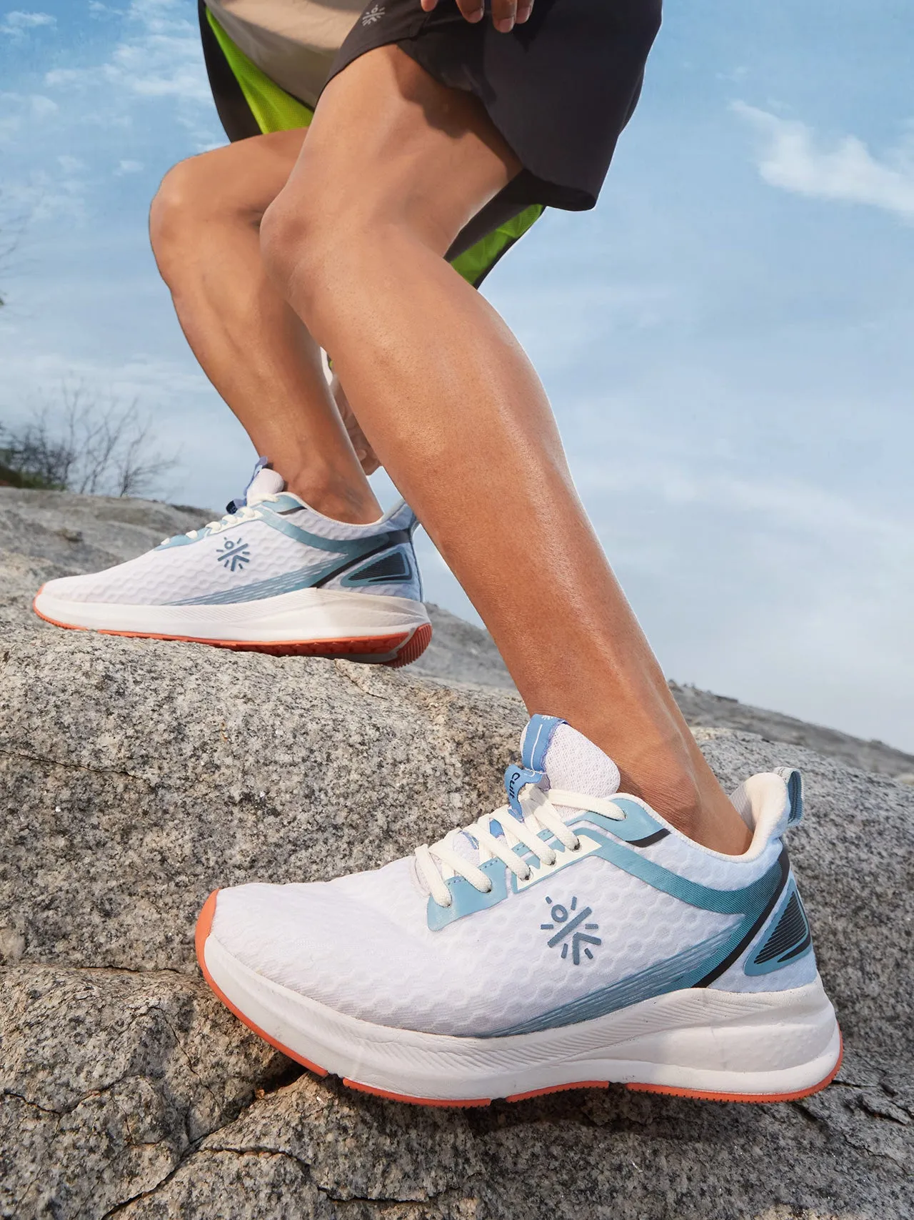 cult Men's AeroStride Running Shoes - White/Blue