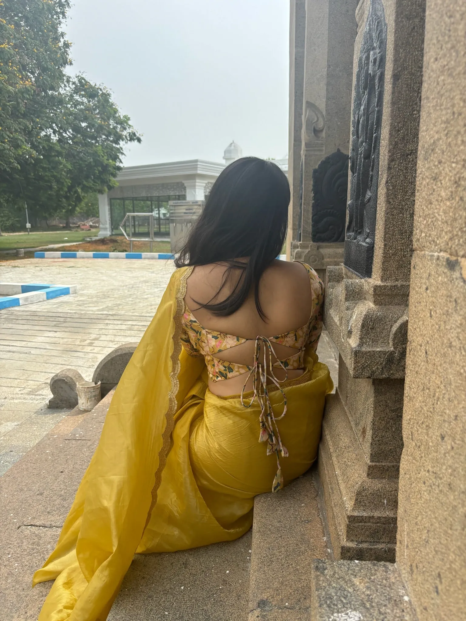 GOLDEN BLOOM