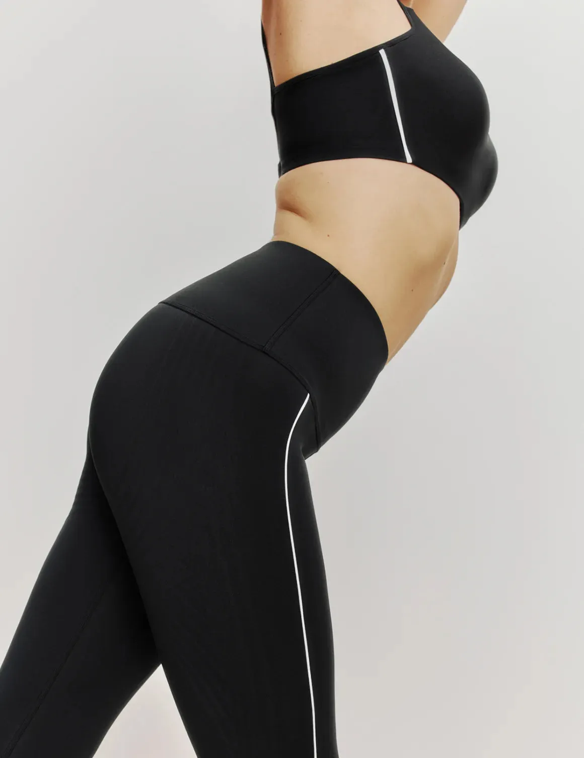 HiTouch™️ High Rise Legging - Piping