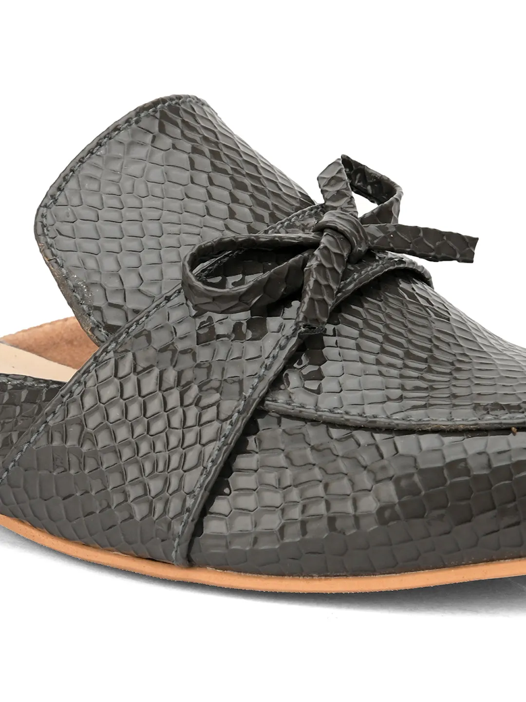 Hydes N Hues Grey Self Printed Mules