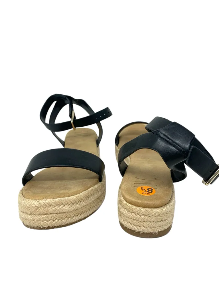 INC  8.5 SANDALS W