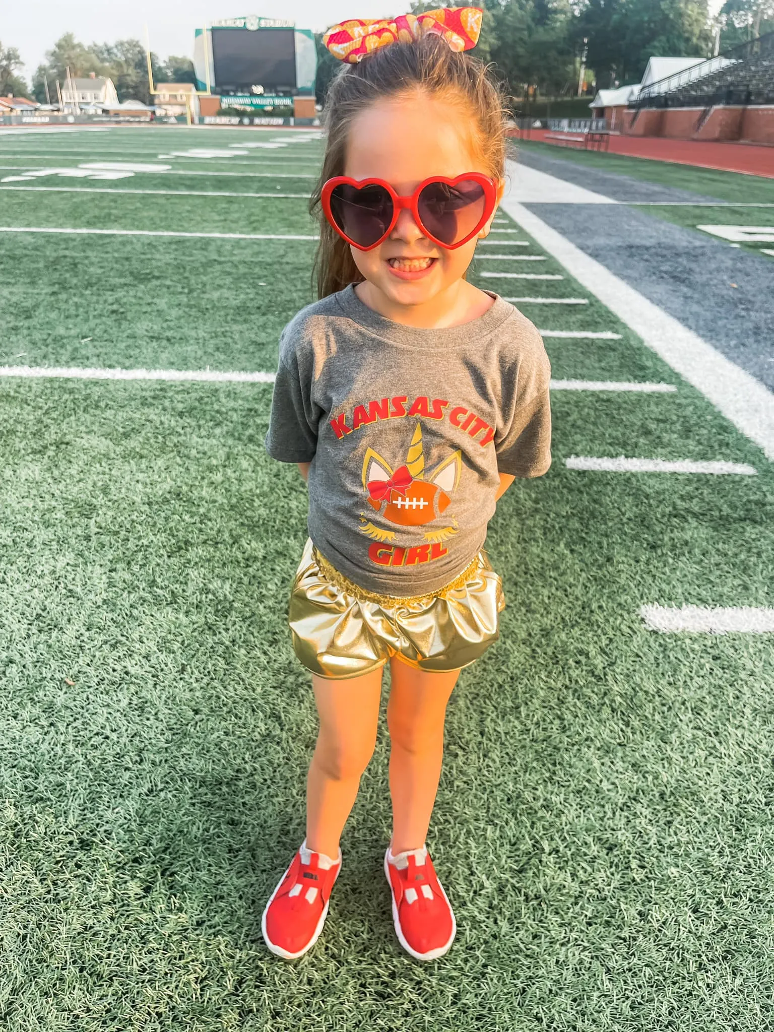 Kansas City Girl Unicorn Grey Graphic Tee