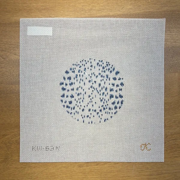 KW63-N  French Dot Round-Navy