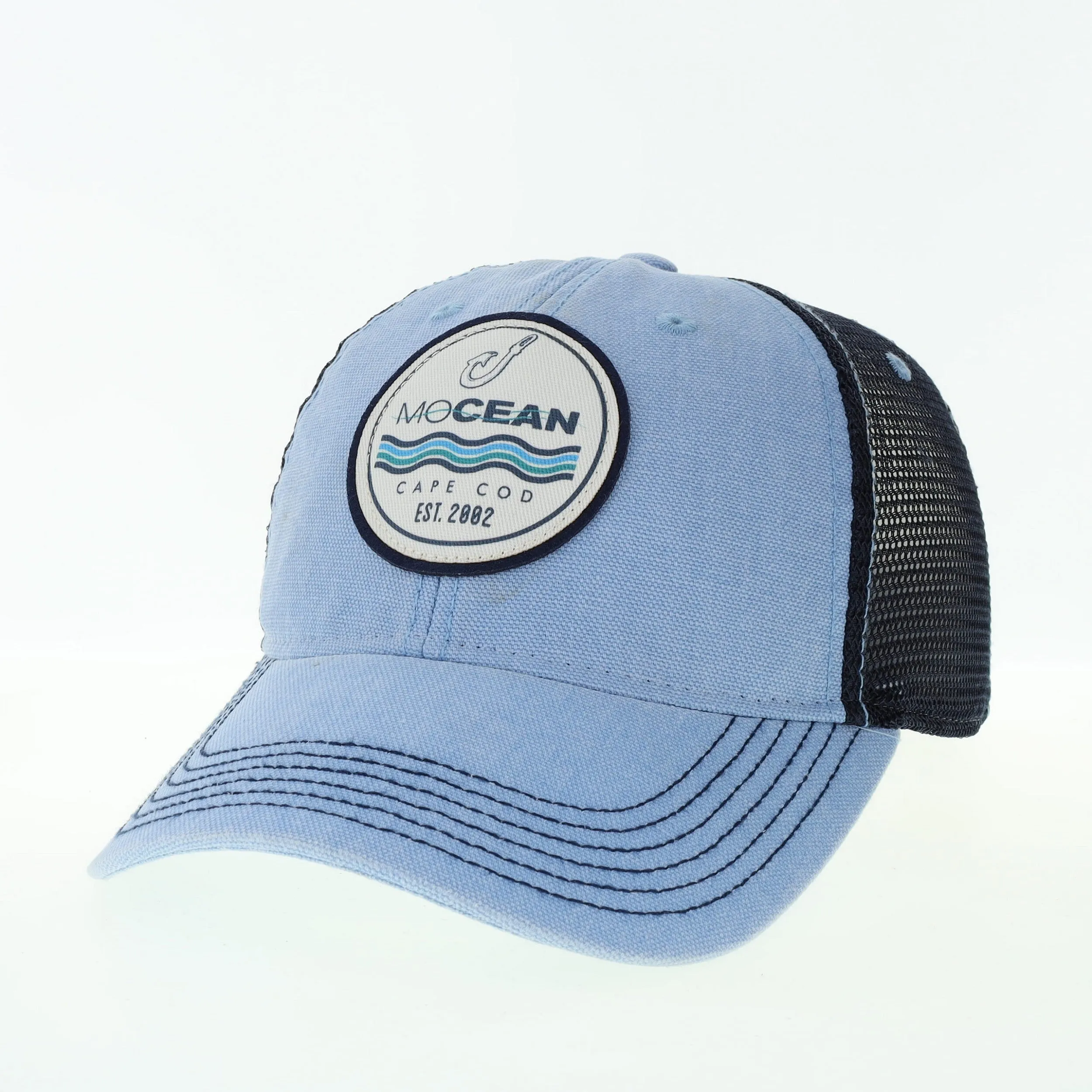 Medallion Hook & Wave Trucker