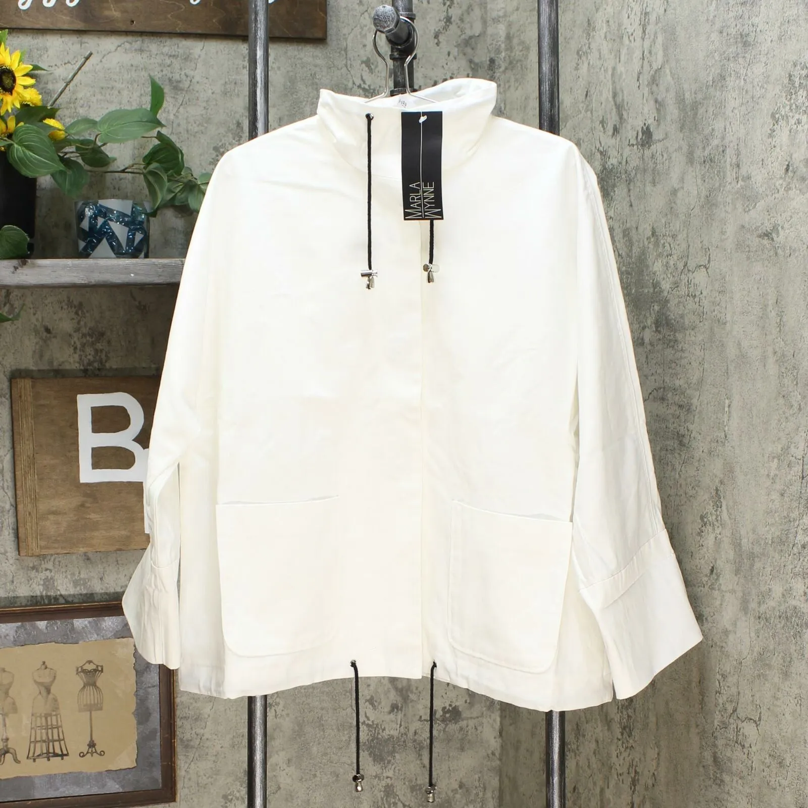 NWT MarlaWynne Womens Canvas Drama Snap Front Jacket With Pockets. 638793