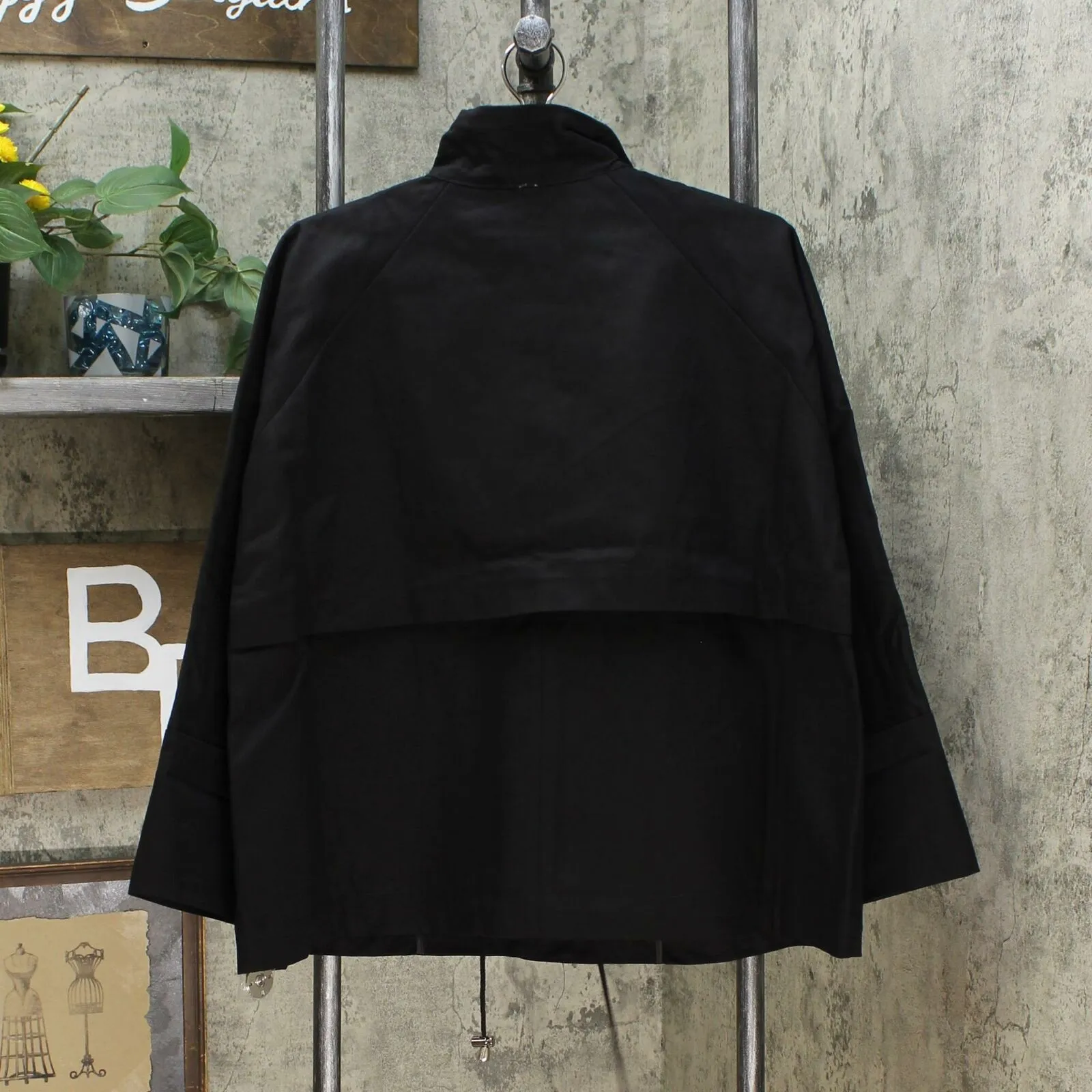 NWT MarlaWynne Womens Canvas Drama Snap Front Jacket With Pockets. 638793