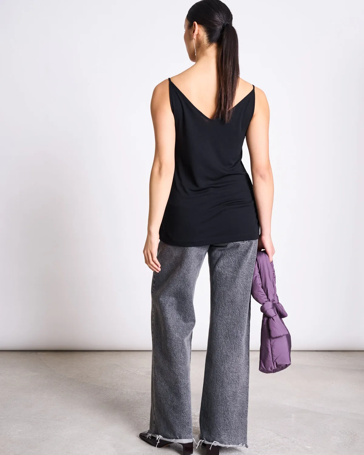 SLIP TOP TRIANGLE FLOW BLACK