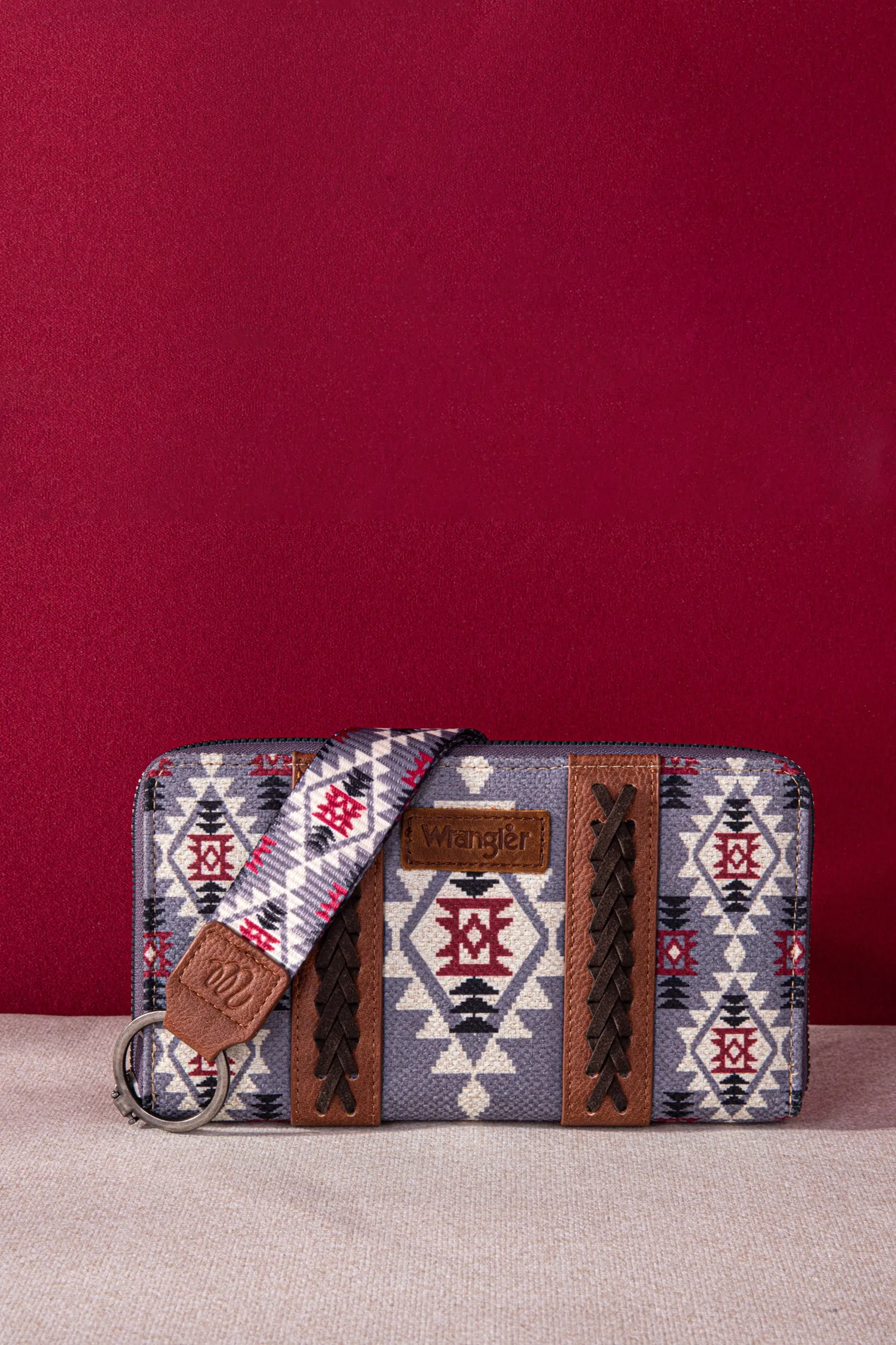 X4W2953WLT Wrangler Southwestern Large Wallet