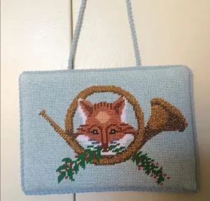 XM-127 - Christmas Ornament – Hunting Horn w/ Greenery & Ribbon
