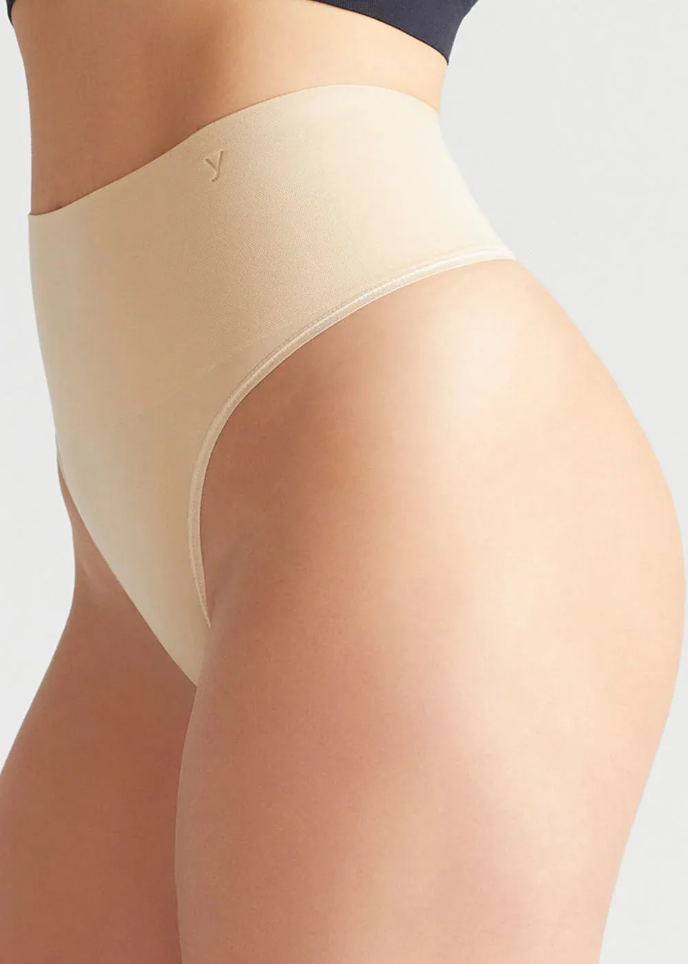 YUMMIE SHAPING THONG SEAMLESS - FRAPPE