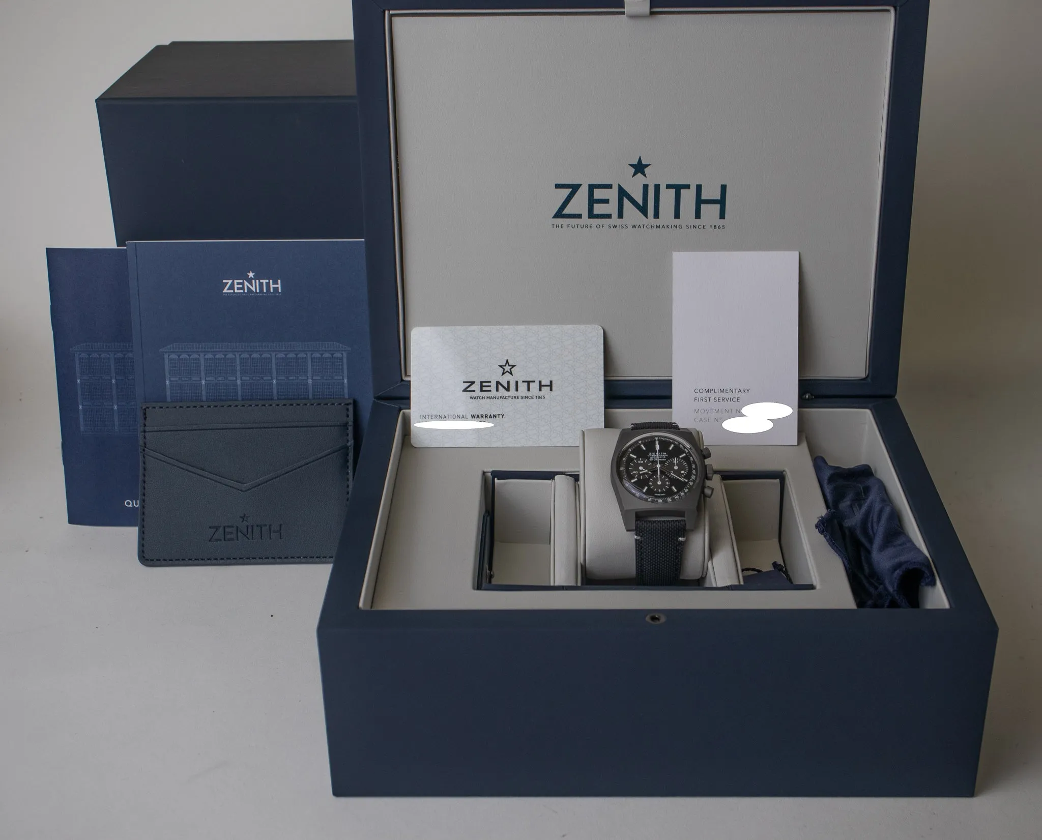 Zenith Chronomaster Revival Shadow 97.T384.4061/21.C822 Titanium
